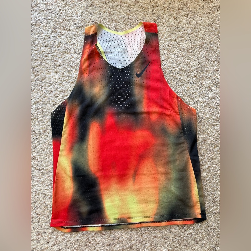 Nike Dri-FIT ADV Aeroswift Elite Running Singlet in Men’s medium